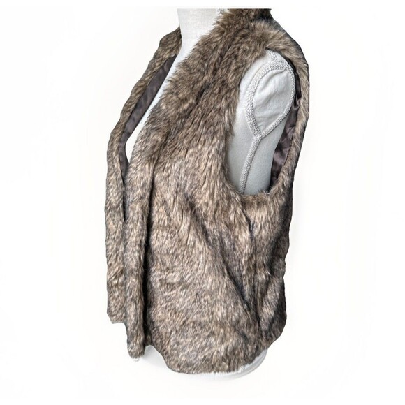 Abercrombie & Fitch Women Faux Fur Open Front Vest Large Soft Animal Size XL - Picture 6 of 8